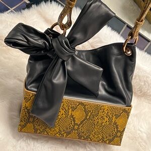 Charles&Keith Snake Printed Knotted Detailed Shoulder Bag - Yellow